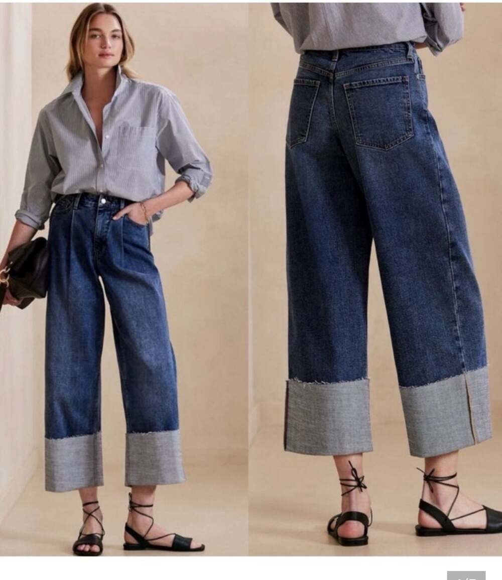 Banana Republic Wide Leg Crop Pleated Cuffed Jeans Size 27/4 Regular